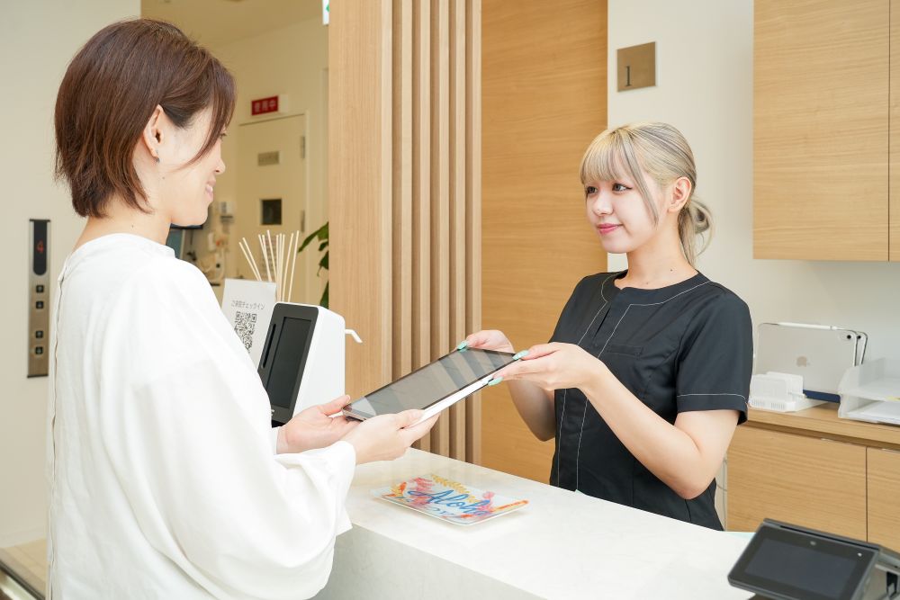 受付・問診票記入