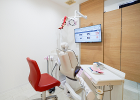 プライバシーを守る個室の診療室