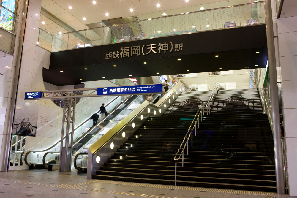 西鉄福岡天神
